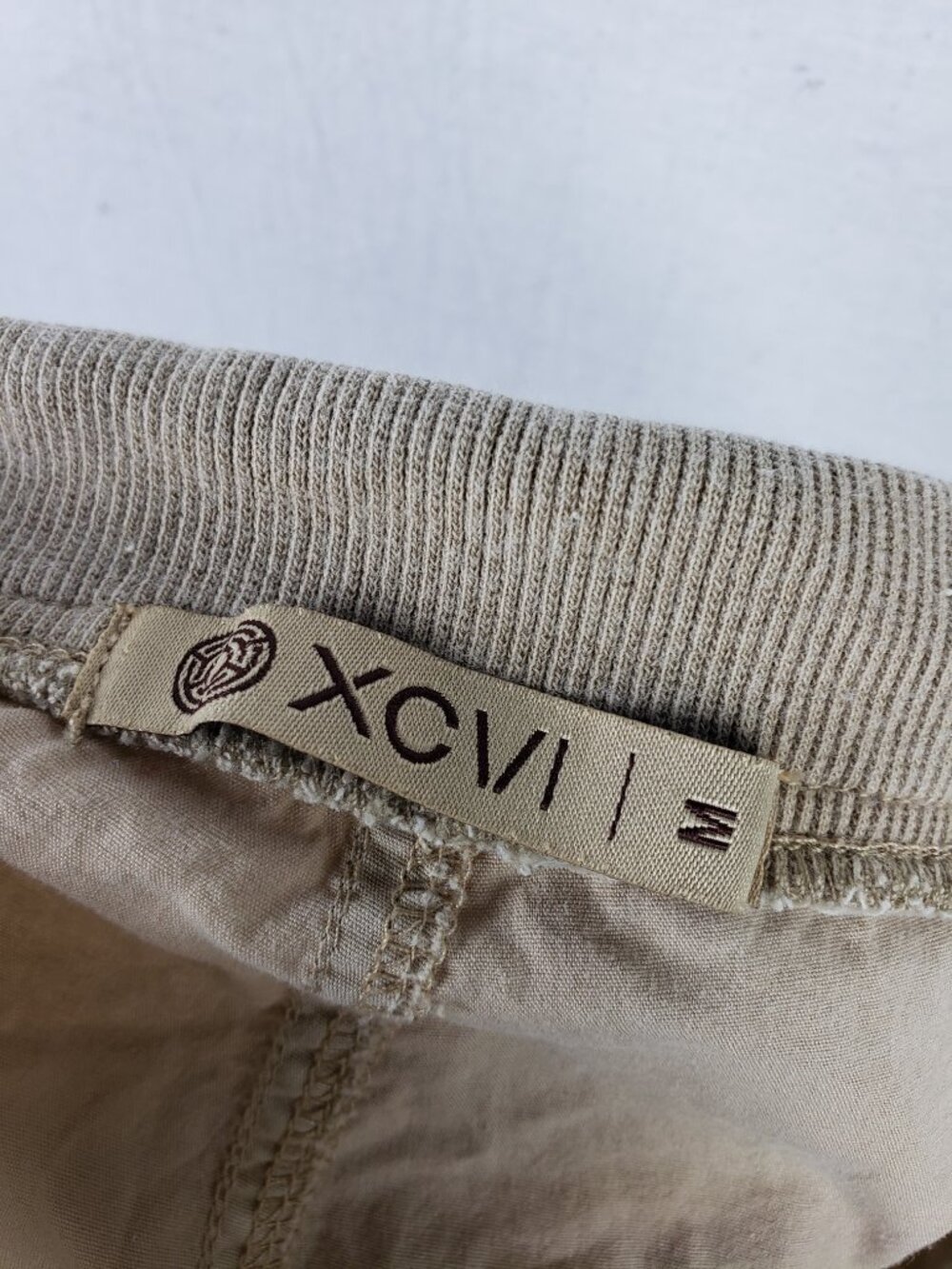 XCVI Shorts Cotton Stretch Cargo Utility Beige size M Resortwear Boho Hippie - Picture 2 of 9
